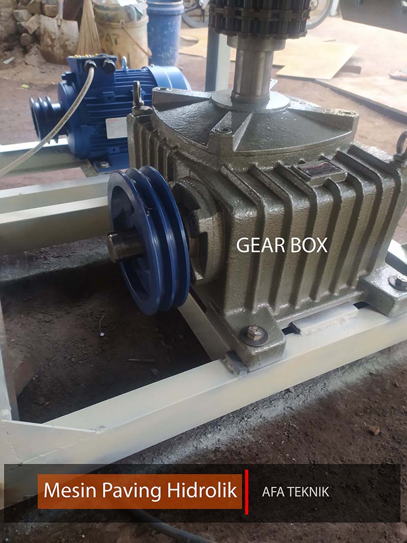 Mesin Paving Block Semi Otomatis